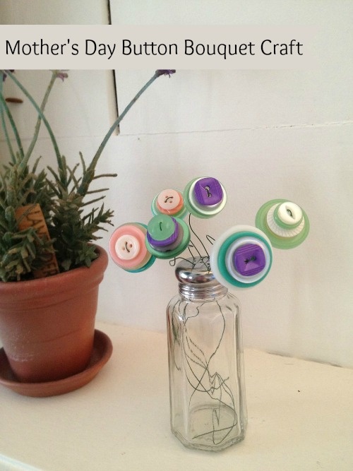 Mother's Day on a Dime DIY: Make Your Own Beautiful Button Bouquet!