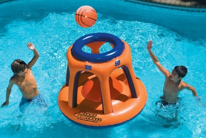 Summer Pool Party Ideas: Overside Floating Pool Basketball Game