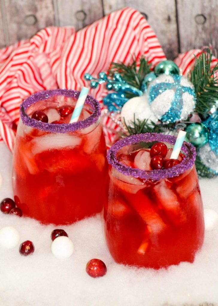 Ring in the new year with a smashingly successful party that includes this tasty rockin’ New Year’s Eve Mocktail recipe! 
