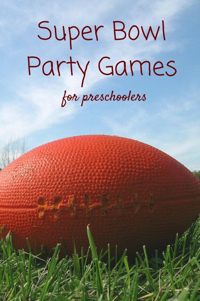 Keep the little ones busy while you enjoy the big game with these fun Super Bowl party games for preschoolers! Easy DIY party planning games for kids!
