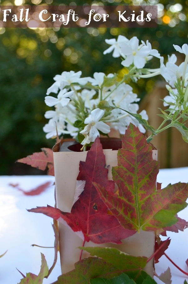 Easy Fall Craft for Kids: Leaves Bouquet Holder