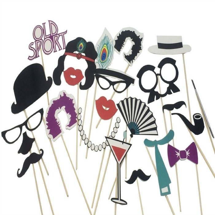 Roaring 20s Prom Night Party Ideas: Photo Booth Props