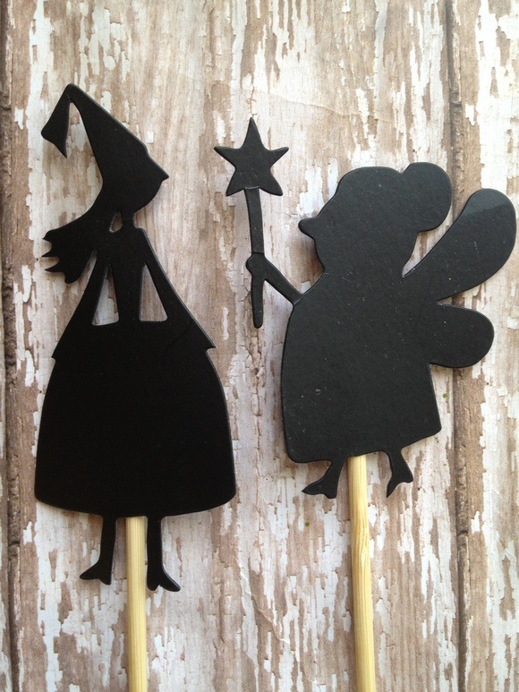 Moulin Roty Shadow Puppets Encourage Creativity in Kids