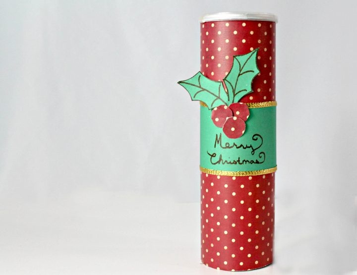 Upcycle DIY Christmas Gift Giving Tube Teen Gift Idea